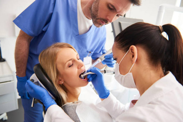 Root Canal Treatment: Procedure, Benefits & Recovery Guide